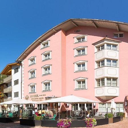 Cityhotel Goldener Adler B&B Chiusa Exterior foto