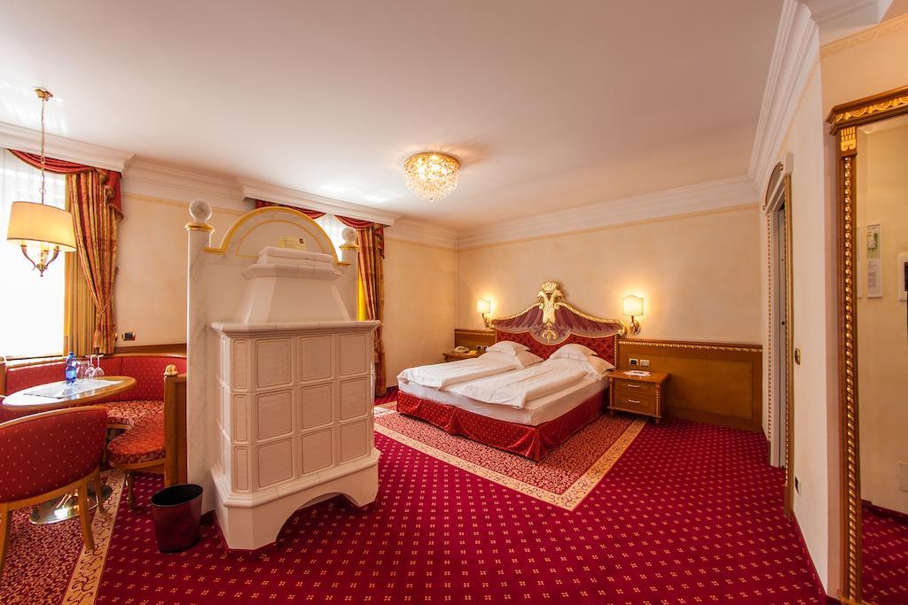 Cityhotel Goldener Adler B&B Chiusa Cameră foto